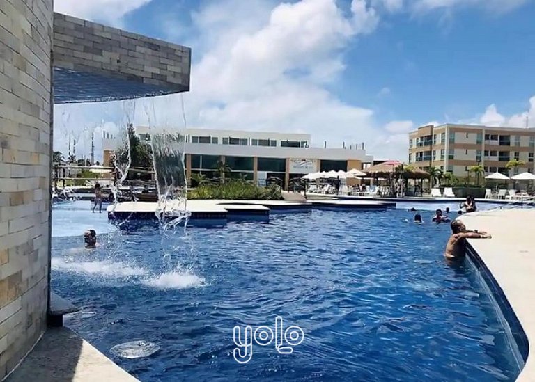 Muro Alto Condomínio Clube – Flats completos para a família
