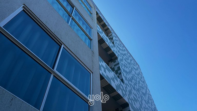 Aline Duque - Flat no centro de Porto de Galinhas por Yolo