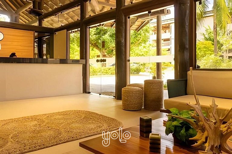 Nannai Residence Muro Alto por Yolo