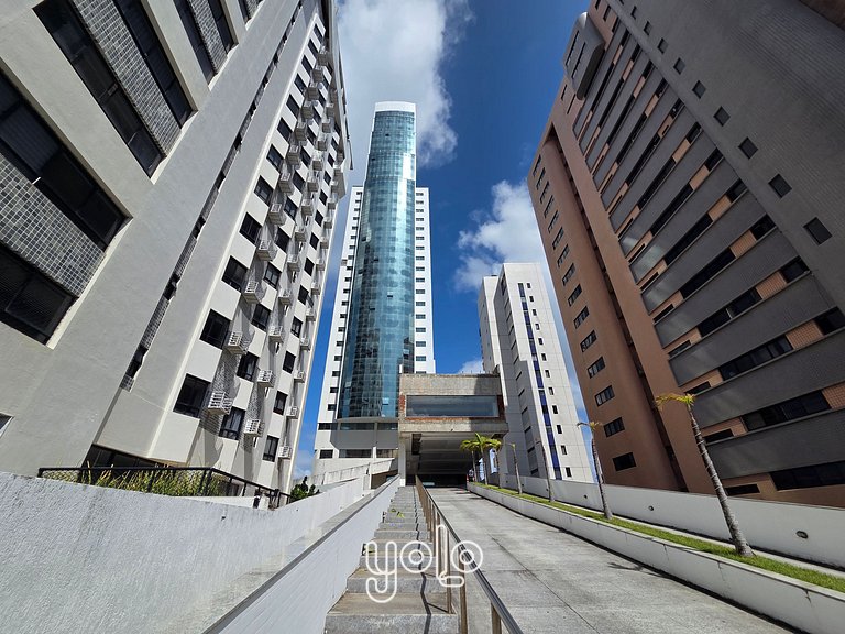 Beach Class Executive - Studio #408