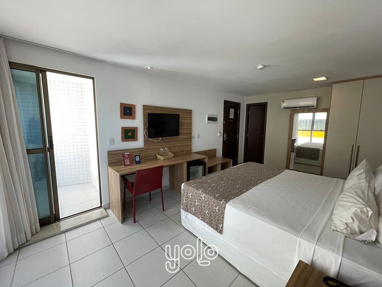 Beach Class Executive - Studio #408