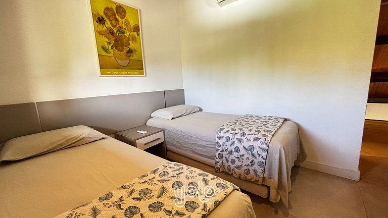 Bangalô com Piscina Privativa no Malawi Muro Alto