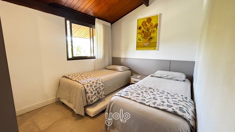 Bangalô com Piscina Privativa no Malawi Muro Alto