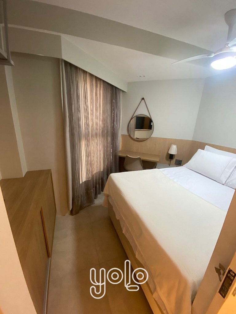 Max Carneiros Suítes - Flat 1 quarto #214B