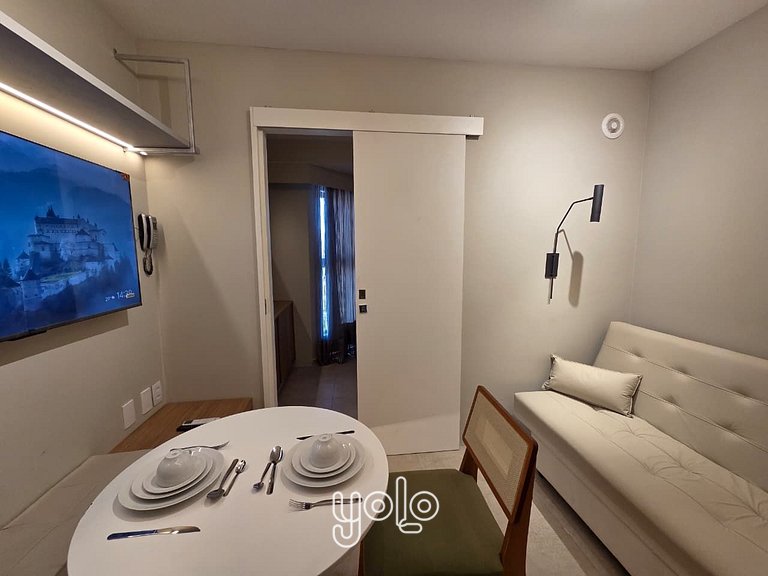 Max Carneiros Suítes - Flat 1 quarto #214B