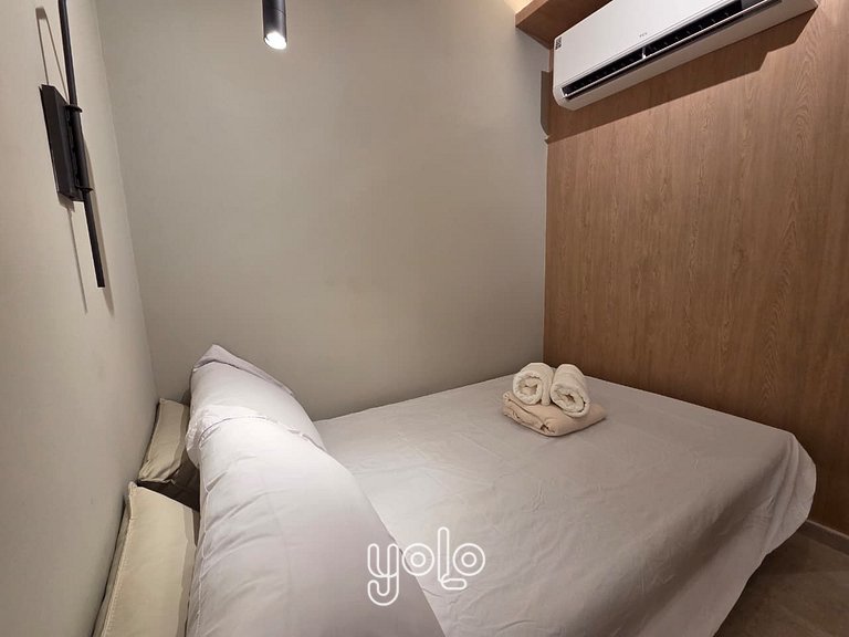 Max Carneiros Suítes - Flat 1 quarto #214B