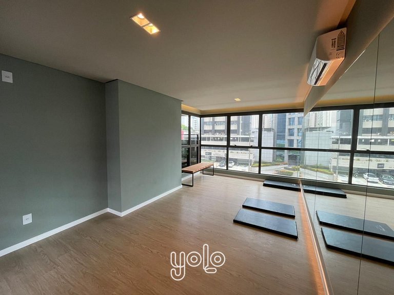 Flat no Icon Design Living Boa Viagem por Yolo