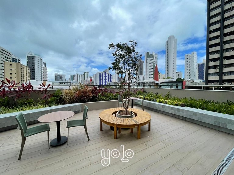 Flat no Icon Design Living Boa Viagem por Yolo