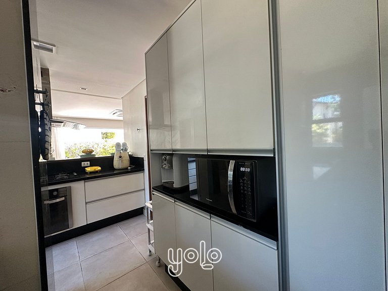 Casa Alto Padrão em Muro Alto | Piscina Privativa