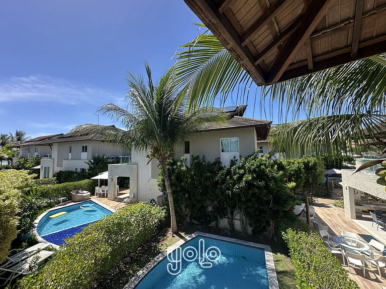 Casa Alto Padrão em Muro Alto | Piscina Privativa