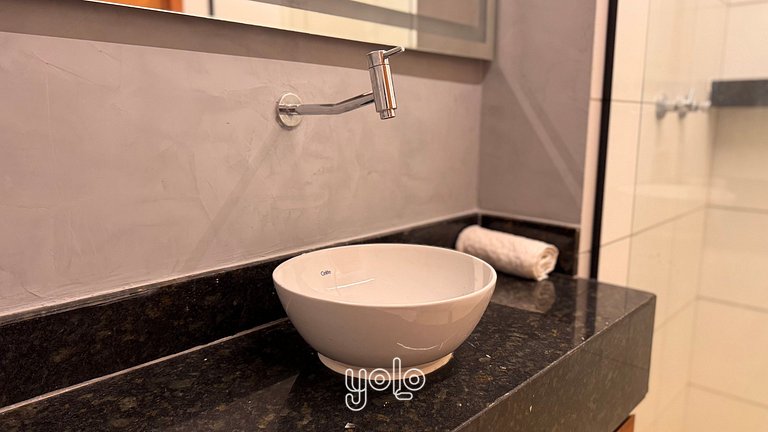 Max Carneiros Suítes - 1 Quarto #221B