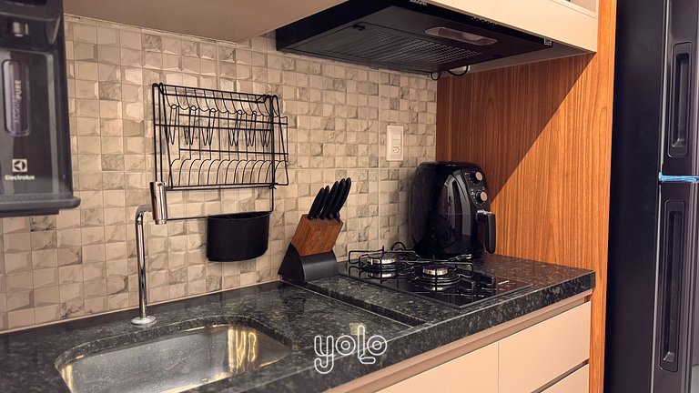 Max Carneiros Suítes - 1 Quarto #221B