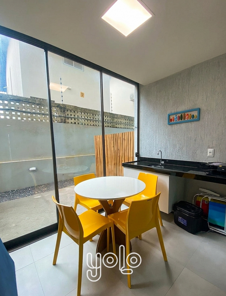 Flat 100m da Praia com Piscina no Rooftop #03