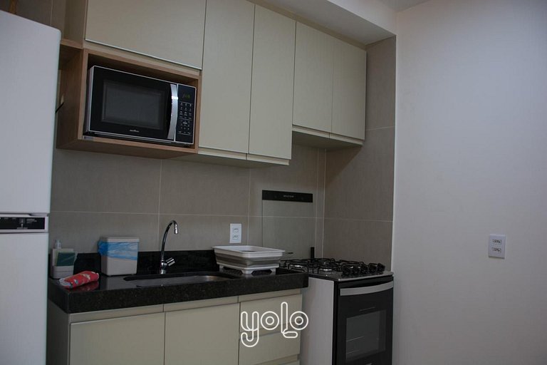 Apt- no Rooftop Agamenon Prince #1103
