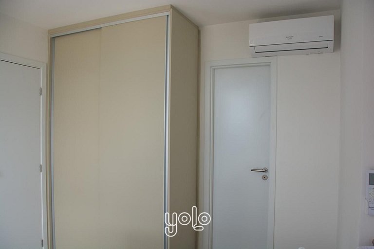 Apt- no Rooftop Agamenon Prince #1103