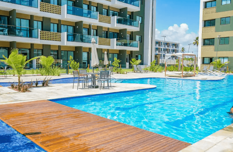 Studio Deluxe Térreo Porto de Galinhas Mana Beach 350m do ma